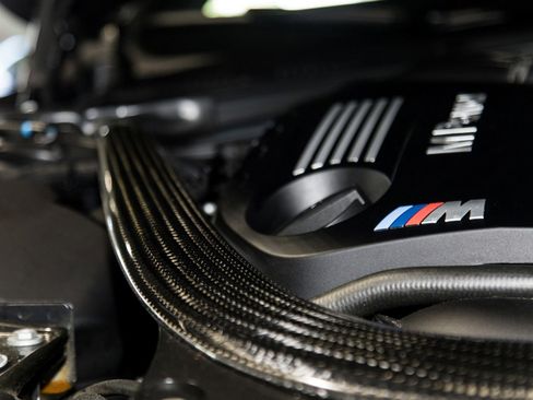 Used 2016 BMW M4 Convertible image 36