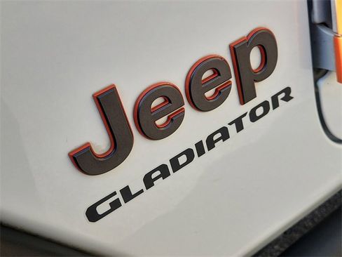 Used 2021 Jeep Gladiator Mojave image 30