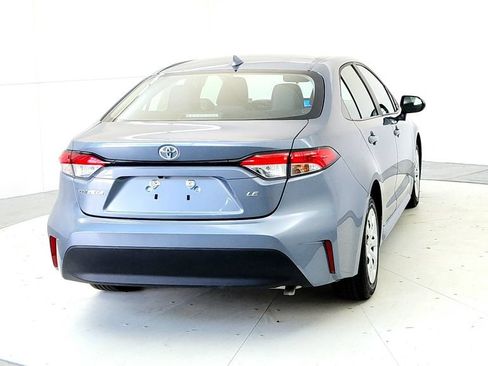 Used 2024 Toyota Corolla LE FWD image 5