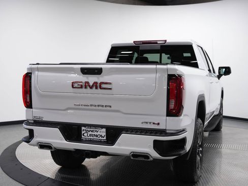 Used 2025 GMC Sierra 1500 AT4 w/ AT4 Premium Package AWD/4WD image 8