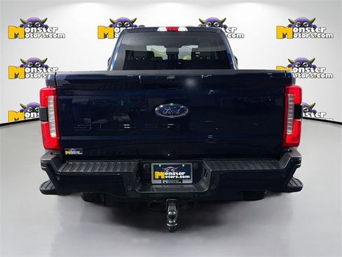 Used 2023 Ford F250 XLT w/ XLT Premium Package image 6