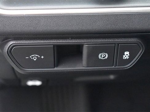 New 2025 Kia K4 LXS image 19