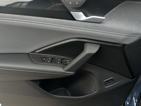 New 2026 Volkswagen Tiguan SE image 23