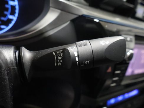 Used 2016 Toyota Corolla S image 20