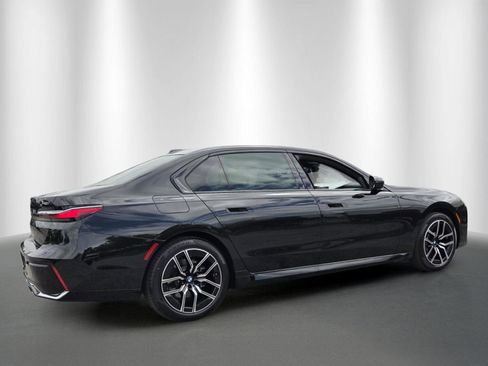 New 2026 BMW 740i xDrive image 7