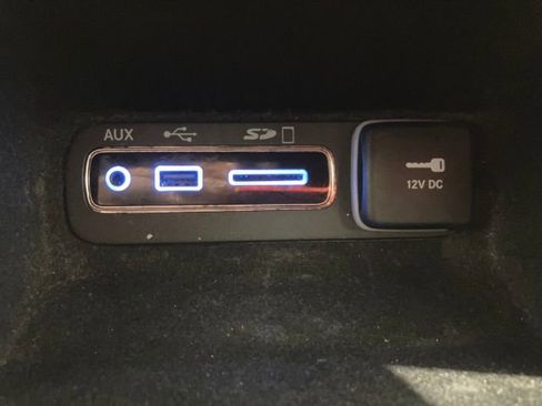 Used 2017 Jeep Grand Cherokee Laredo image 37