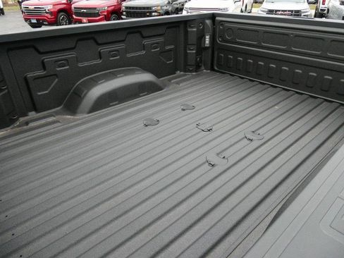 New 2026 GMC Sierra 2500 SLT image 8