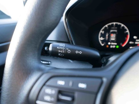 Used 2026 Honda CR-V EX image 13