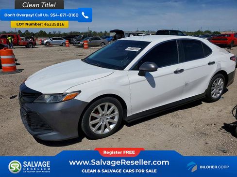 Used 2018 Toyota Camry LE image 1