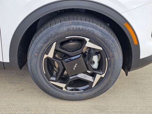 New 2026 Kia Sportage EX w/ EX Panorama Roof Package image 32