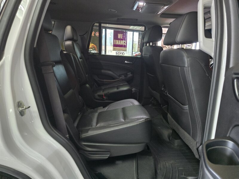 Used 2017 GMC Yukon SLT w/ Premium Edition AWD/4WD image 23