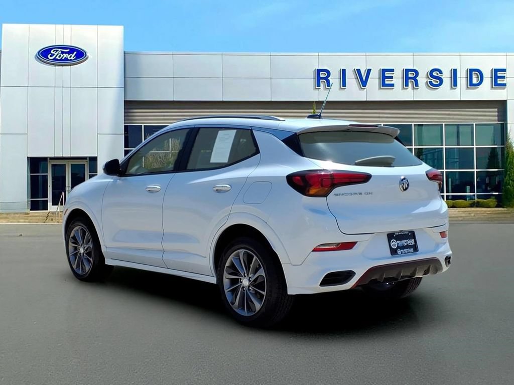 Used 2020 Buick Encore GX Select w/ Sport Touring Package FWD image 5