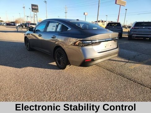 New 2026 Nissan Sentra SV w/ SV Convenience Package image 7