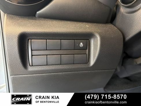 Used 2022 Nissan Kicks SR w/ Premium Package FWD image 19