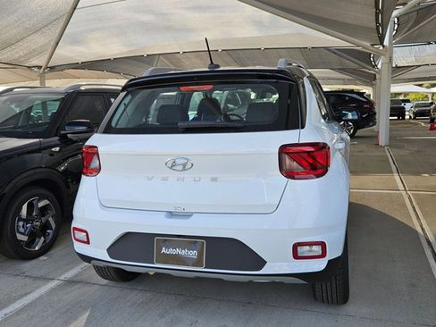 New 2026 Hyundai Venue SEL image 2