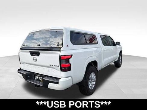 Used 2022 Nissan Frontier SV w/ Technology Package AWD/4WD image 3