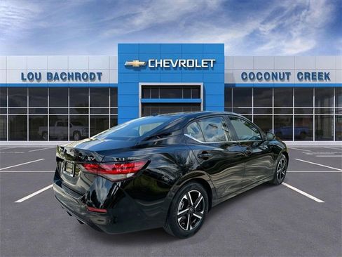 Used 2024 Nissan Sentra SV image 8