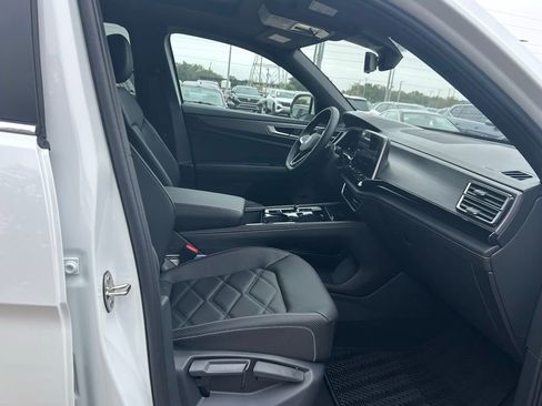 New 2026 Volkswagen Atlas SE image 35