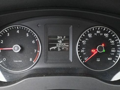 Used 2014 Volkswagen Jetta SE image 25
