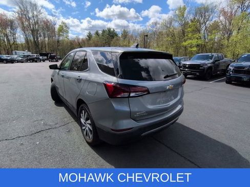 Used 2024 Chevrolet Equinox LT AWD/4WD image 3
