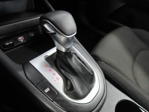 Used 2024 Kia Forte LXS FWD image 25