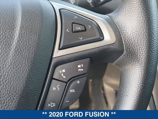 Used 2020 Ford Fusion SE FWD image 15