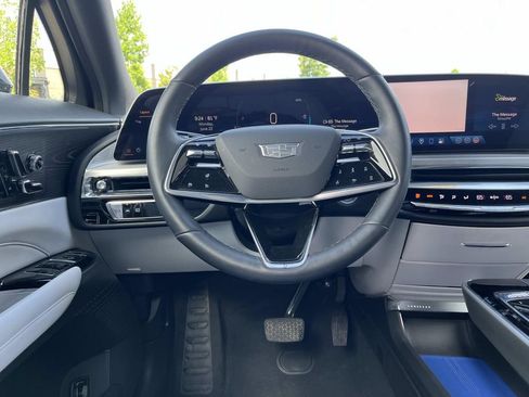 Certified 2024 Cadillac Lyriq Luxury AWD/4WD image 14