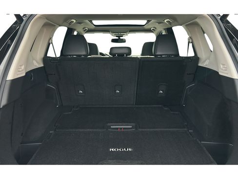Used 2023 Nissan Rogue SL FWD image 9