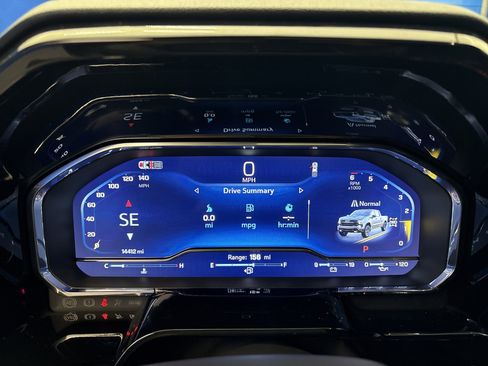 Used 2024 Chevrolet Silverado 1500 LT Trail Boss w/ LT Trail Boss Premium Package image 18