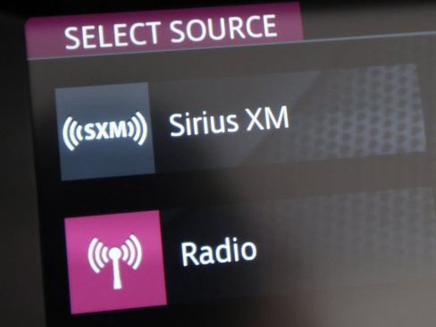 Used 2023 Jaguar F-TYPE R image 34