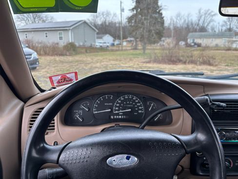 Used 2002 Ford Ranger 4x4 SuperCab image 11