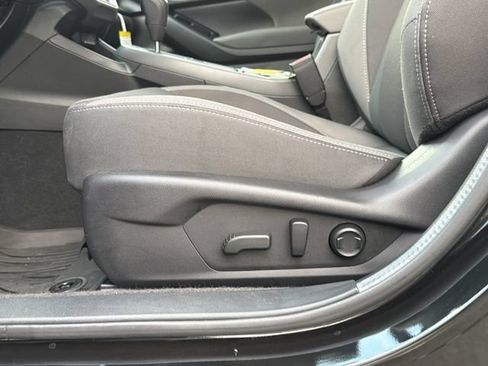 Certified 2026 Subaru Crosstrek 2.5i Premium AWD/4WD image 21