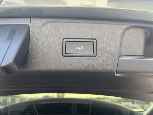 New 2026 Volkswagen Atlas SE image 29