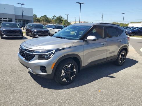 New 2026 Kia Seltos S image 2