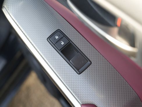 Used 2018 Lexus IS 300 F Sport w/ F Sport Package image 34