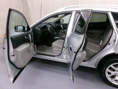 Used 2012 Nissan Rogue SL AWD/4WD image 12