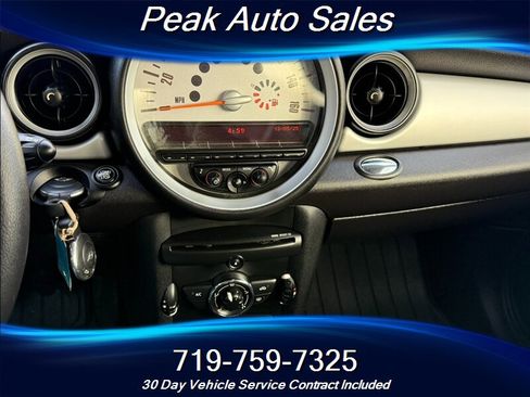 Used 2013 MINI Cooper Hardtop image 16
