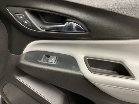Used 2019 Chevrolet Equinox Premier image 29