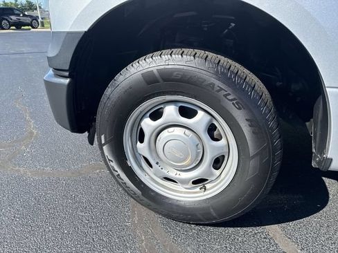 Used 2016 Ford F150 XL w/ Equipment Group 101A Mid RWD image 8