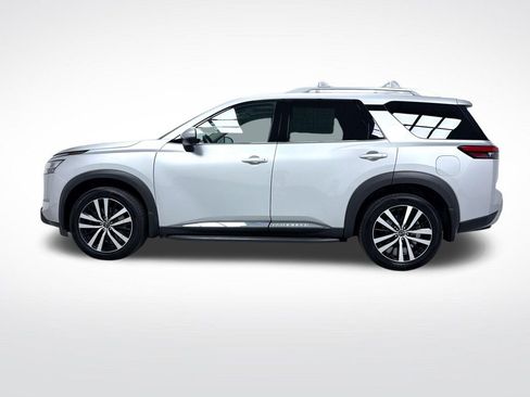 Used 2023 Nissan Pathfinder Platinum w/ Lighting Package (N93) AWD/4WD image 11