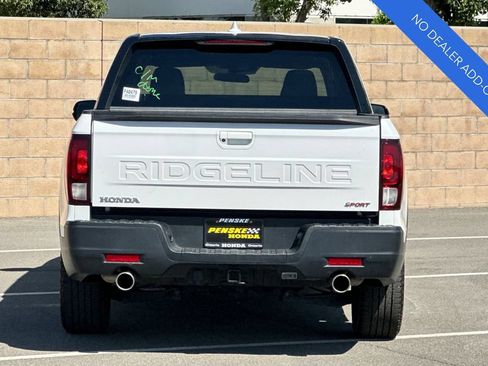 Certified 2025 Honda Ridgeline Sport image 5