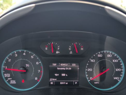 Used 2024 Chevrolet Malibu LT FWD image 24