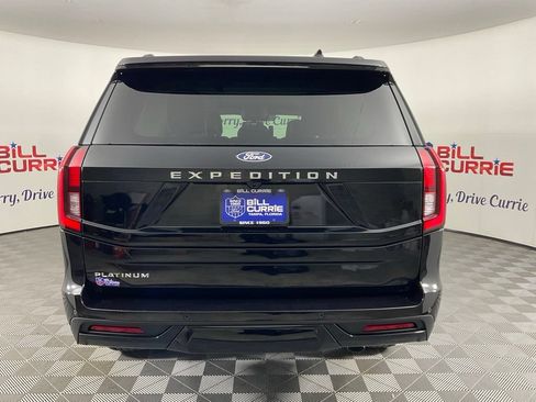 New 2027 Ford Expedition Platinum RWD image 4
