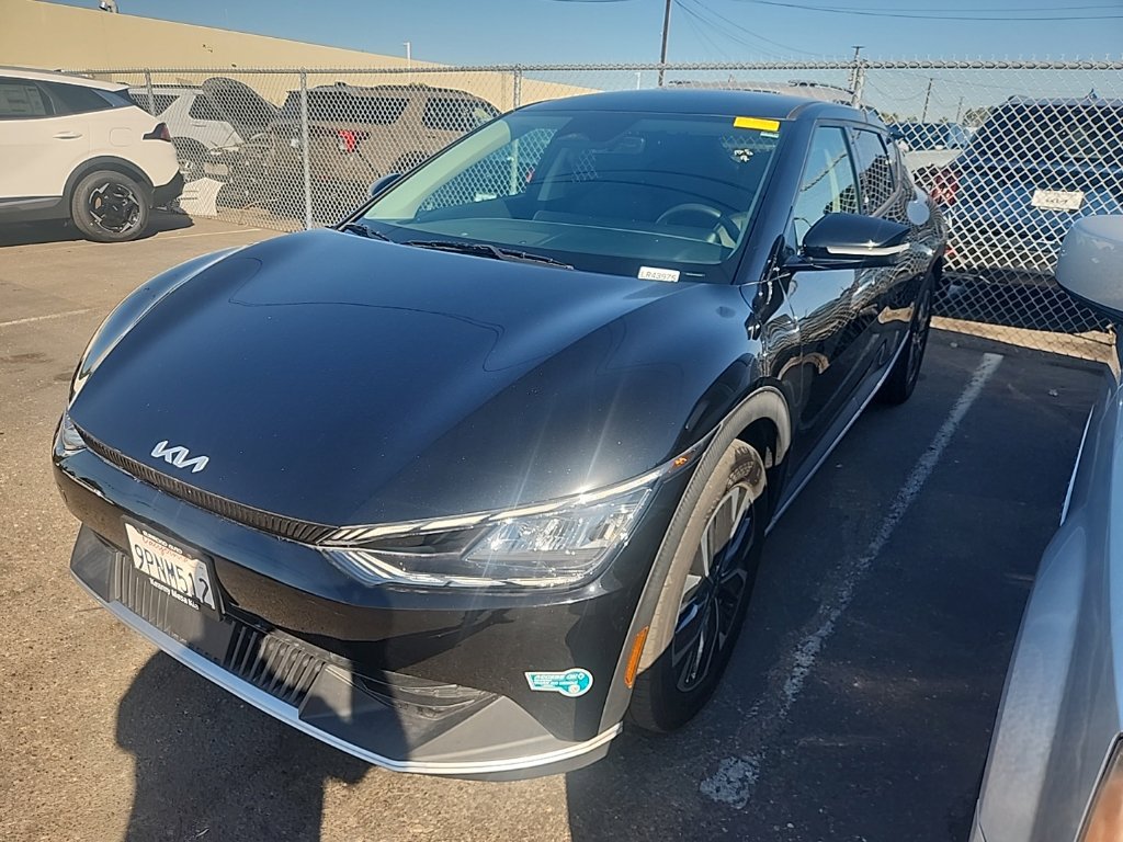 Used 2024 Kia EV6 Light RWD image 3