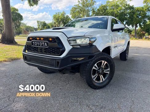 Used 2019 Toyota Tacoma TRD Sport w/ Technology Package AWD/4WD image 1