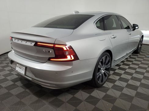 Used 2023 Volvo S90 B6 Plus w/ Protection Package Premier AWD/4WD image 6