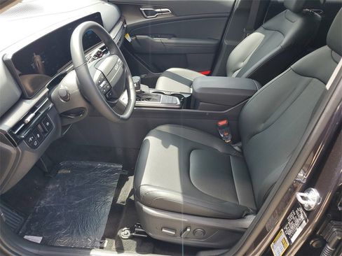 New 2026 Kia Sportage SX image 5