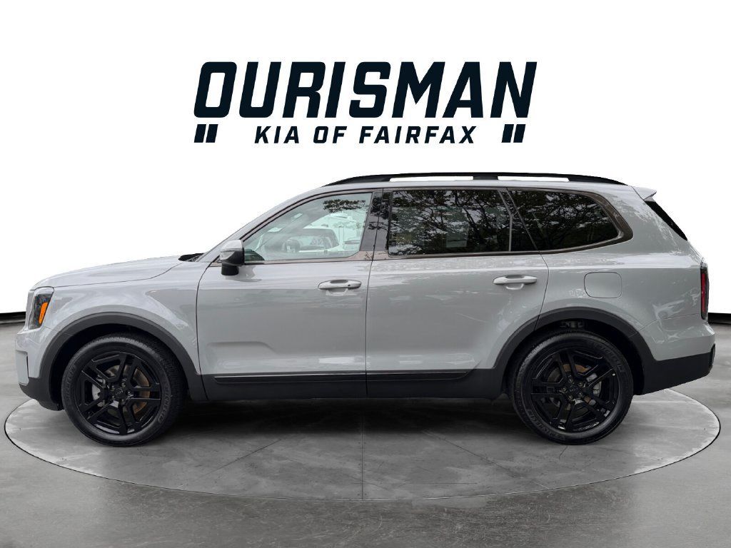 Used 2025 Kia Telluride EX X-Line AWD/4WD image 3
