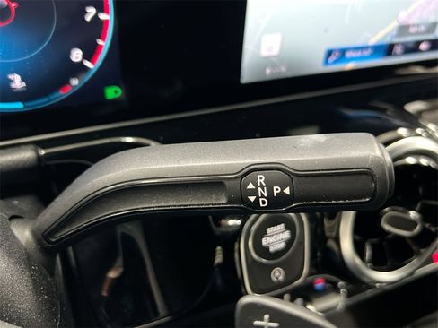 Used 2021 Mercedes-Benz GLA 250 4MATIC image 18