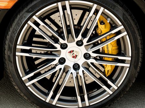 Used 2014 Porsche 911 Turbo S image 38